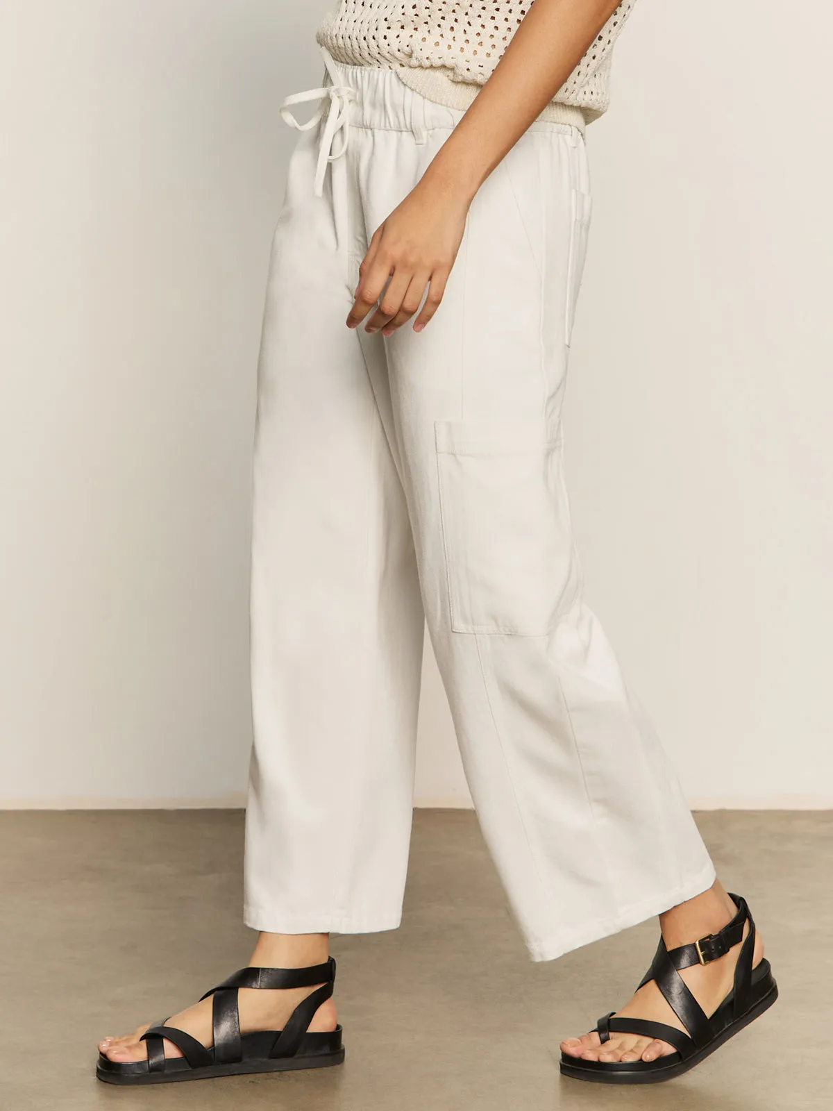 Area Standard Rise Pant Bleached White