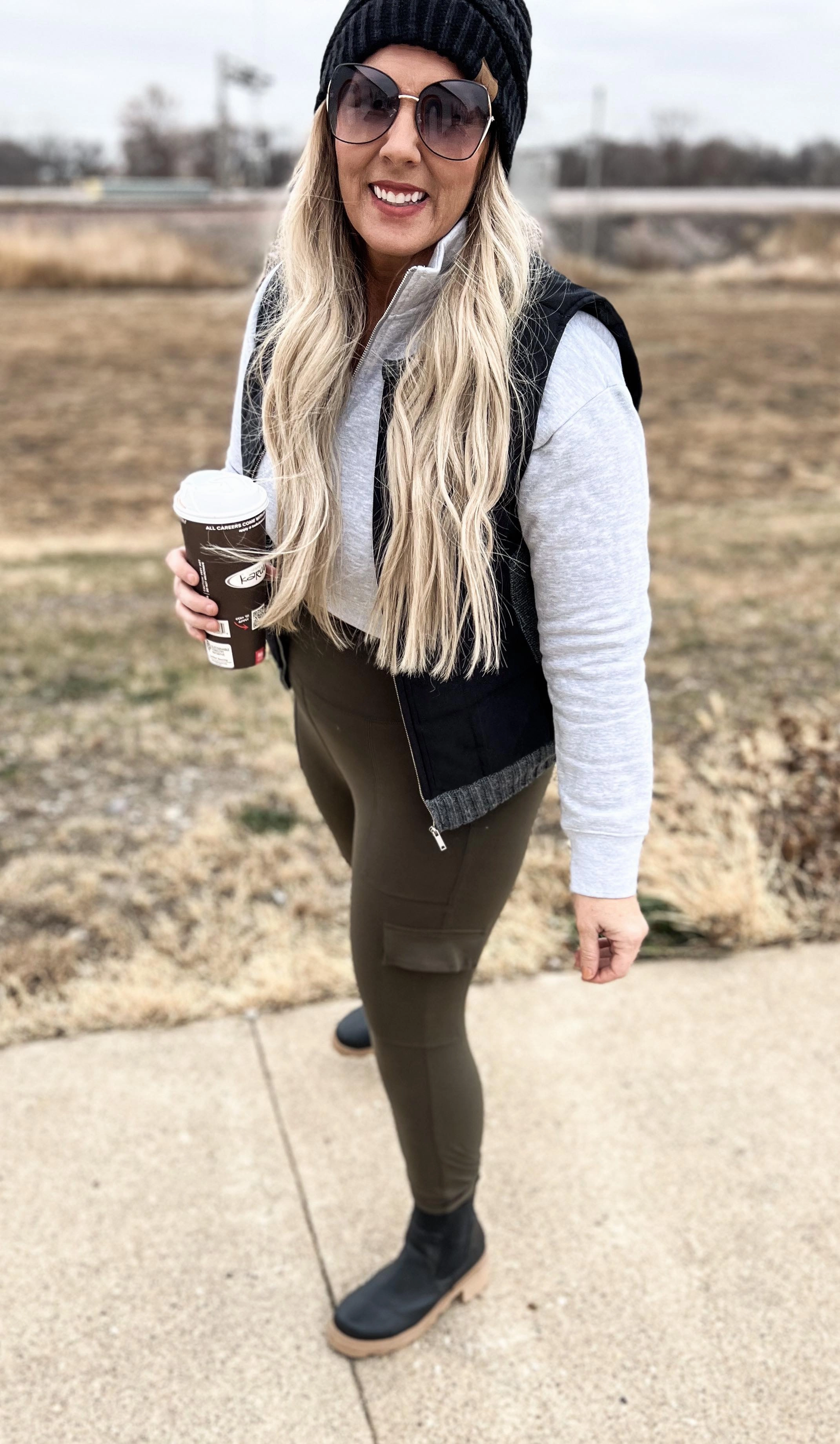 BUTTER HI WAIST CARGO YOGA PANTS  - Rae Mode | FINAL SALE