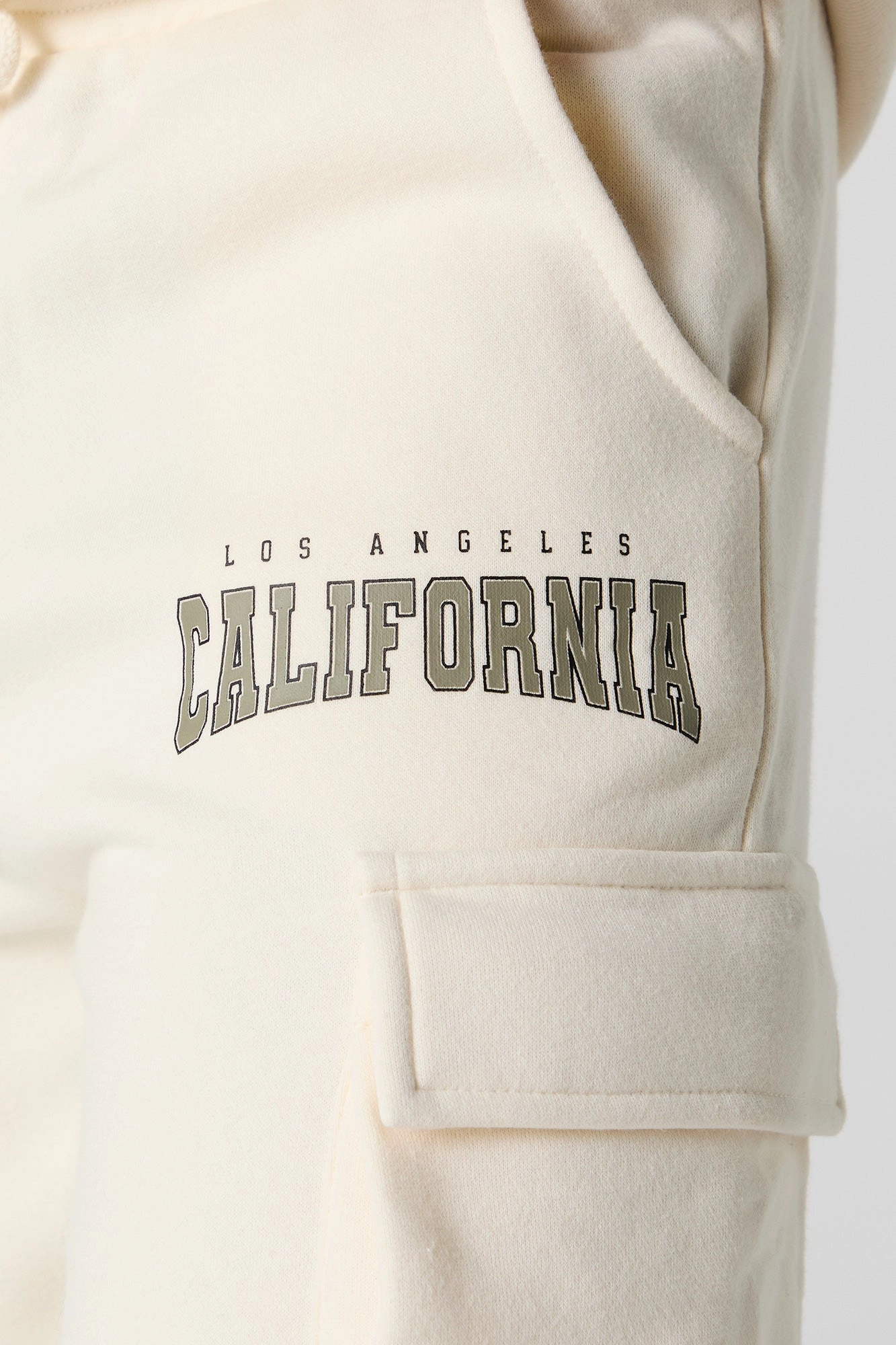 City Graphic Fleece Cargo Sweatpant