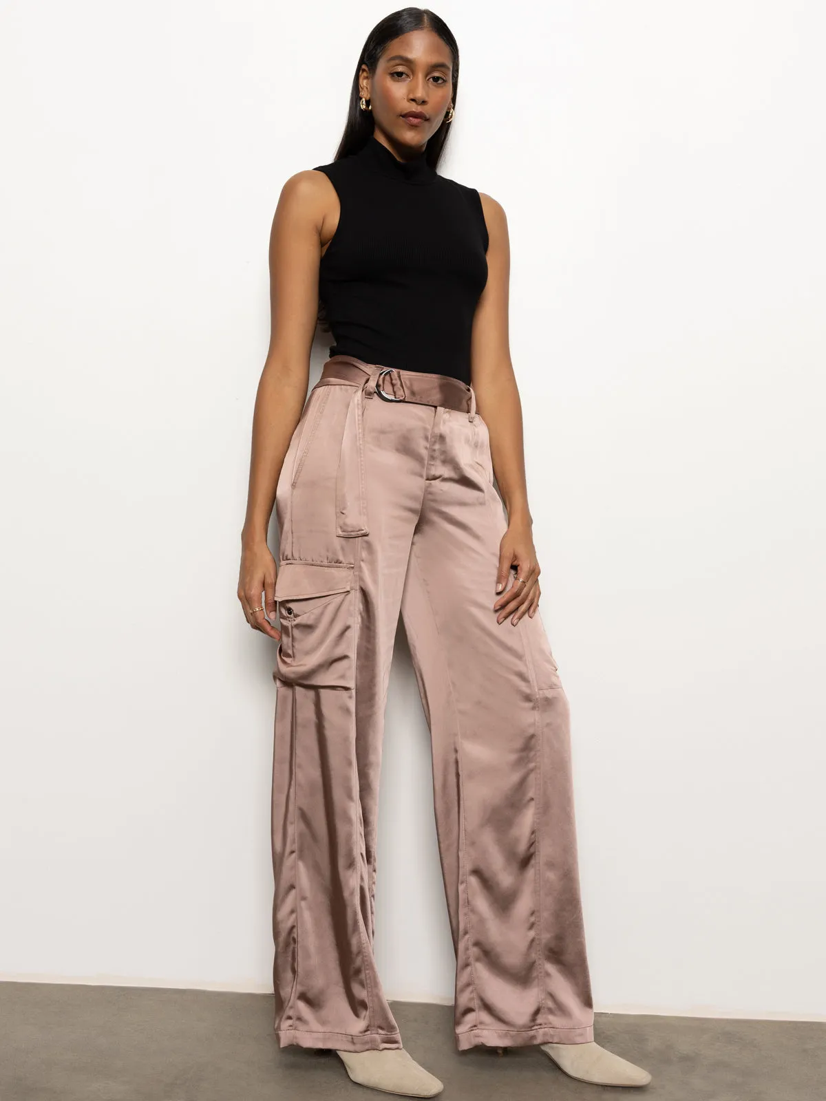 Classy Wide Leg Standard Rise Cargo Rose Gold