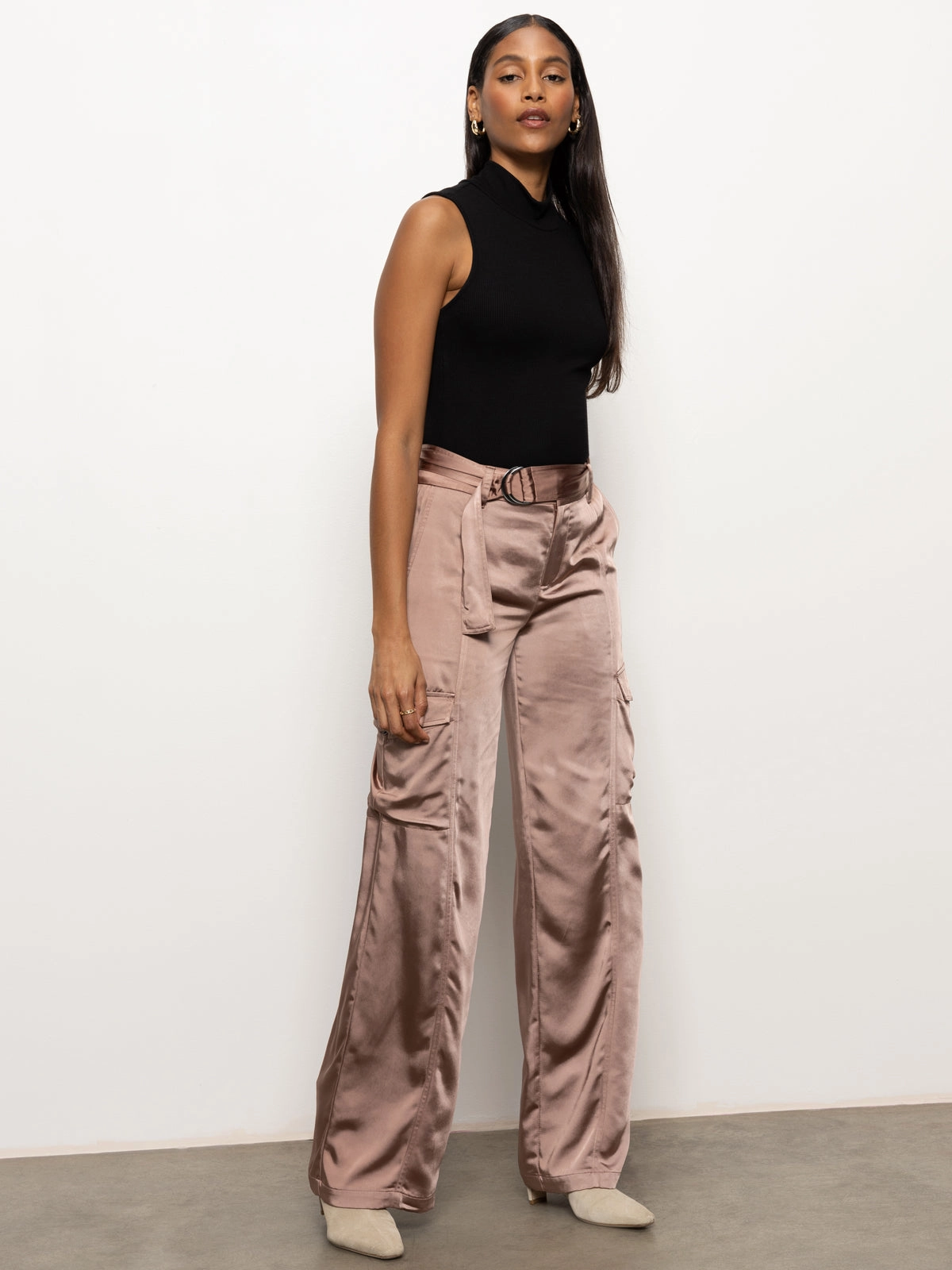 Classy Wide Leg Standard Rise Cargo Rose Gold