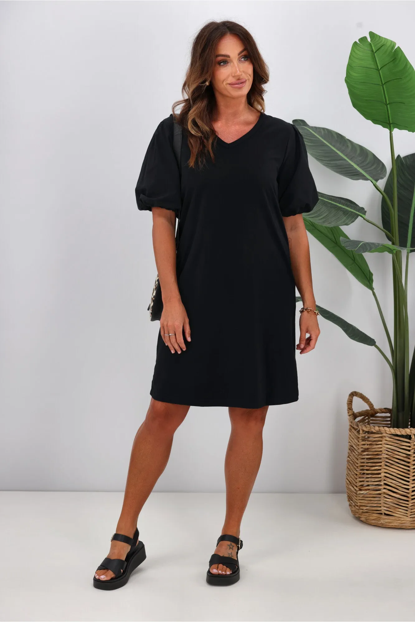 Elm Joy Dress Black