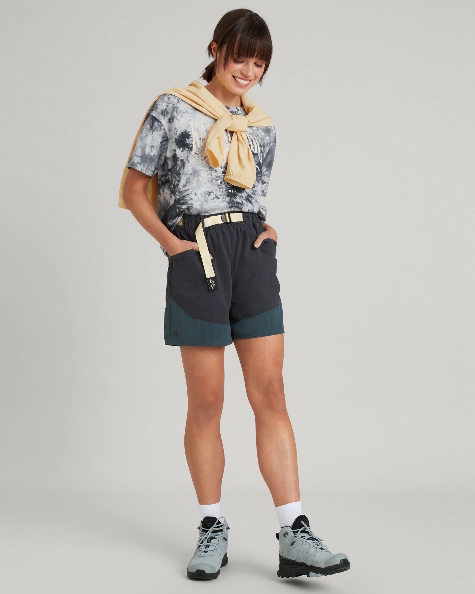EVRY-Day Women's Cargo Shorts - Night/Light Night