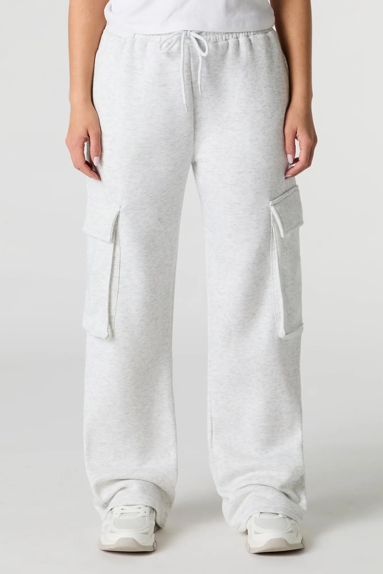 Fleece Wide Leg Cargo Sweatpant