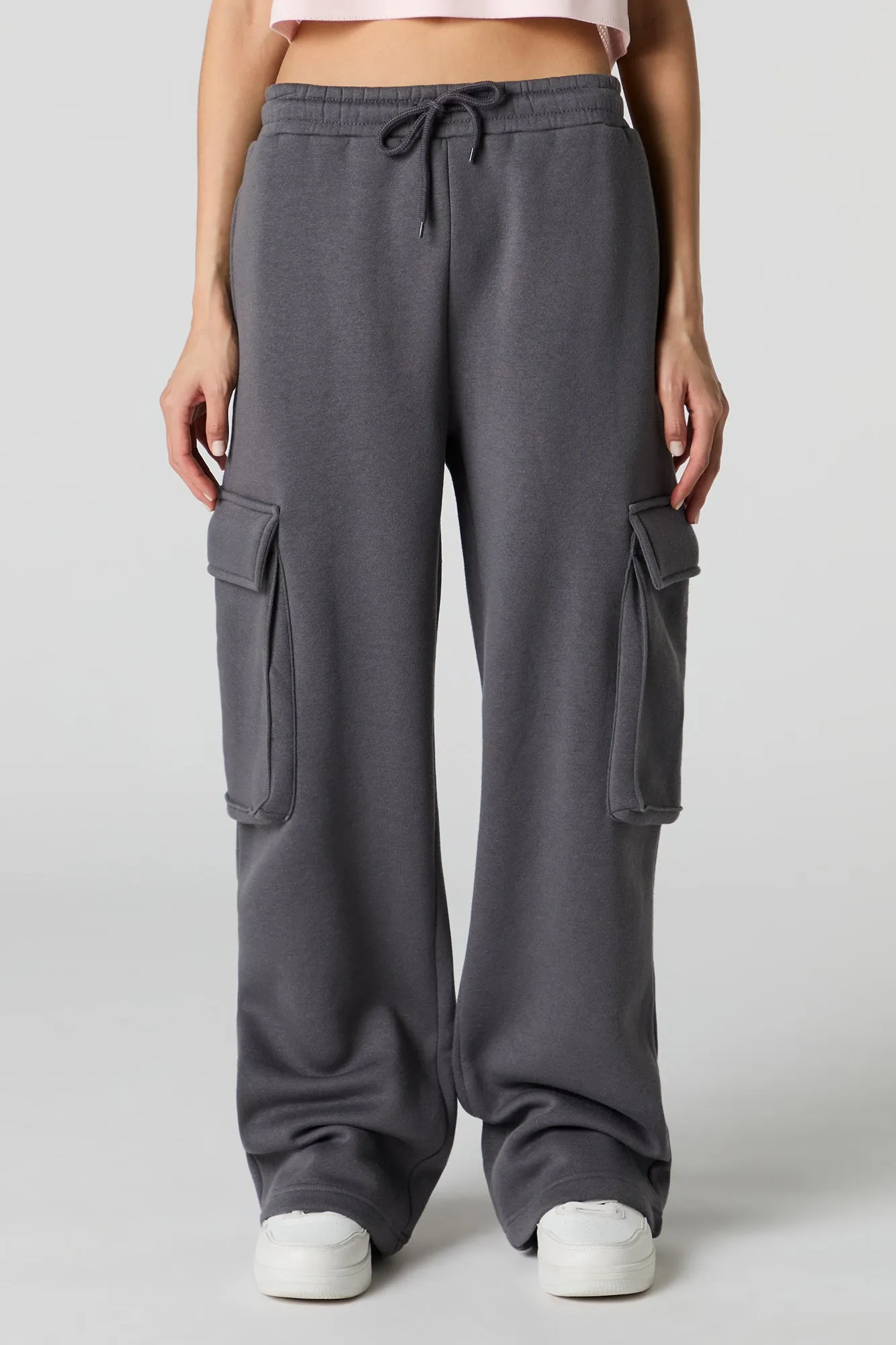Fleece Wide Leg Cargo Sweatpant
