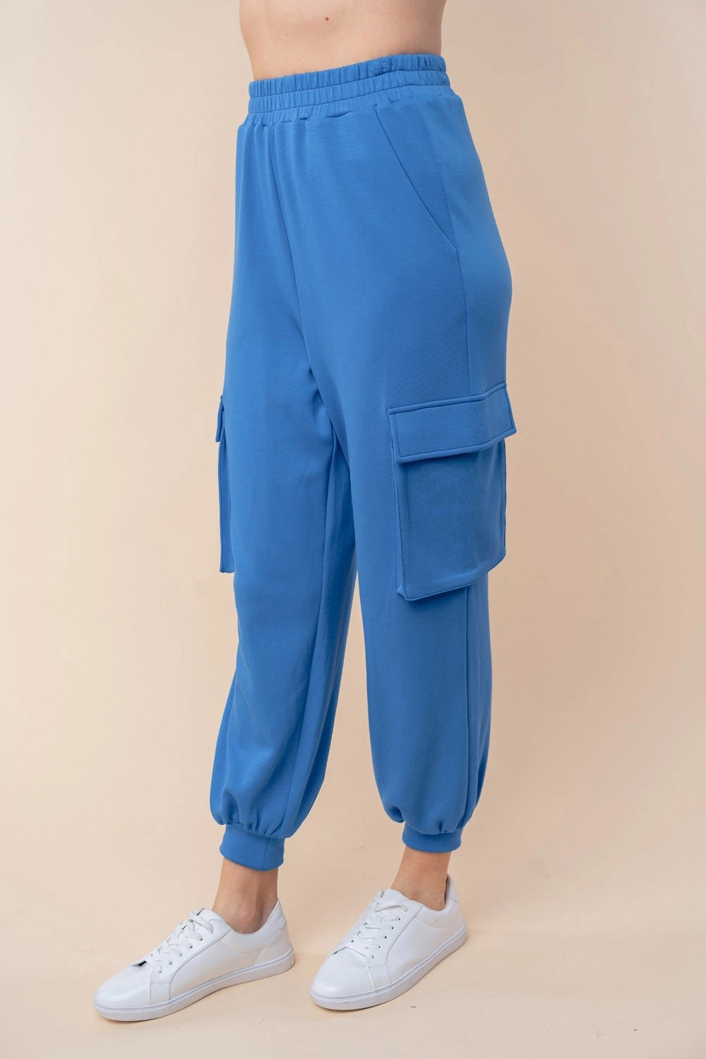 High Waisted Solid Knit Cargo Pants | WHITE BIRCH