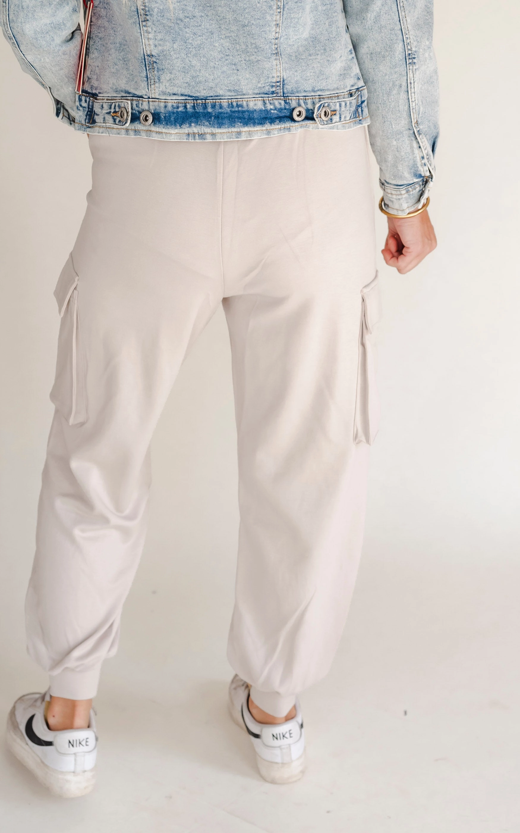 High Waisted Solid Knit Cargo Pants | WHITE BIRCH