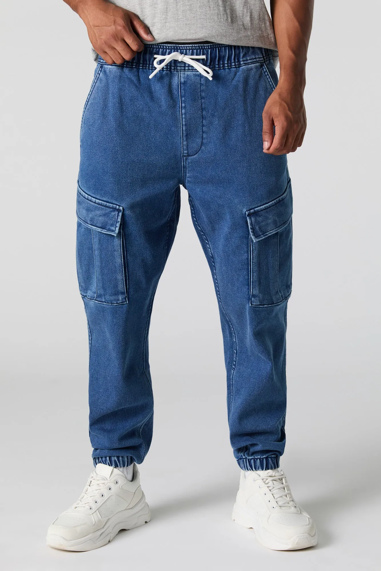 Jogger cargo en denim à taille coulissante