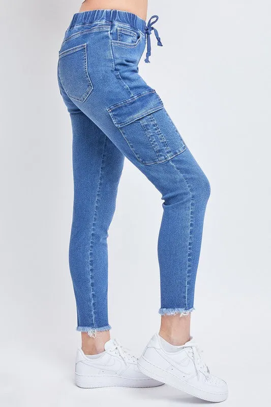 Junior Mid-Rise Pull-On Cargo Ankle Jeans  | YMI Final Sale