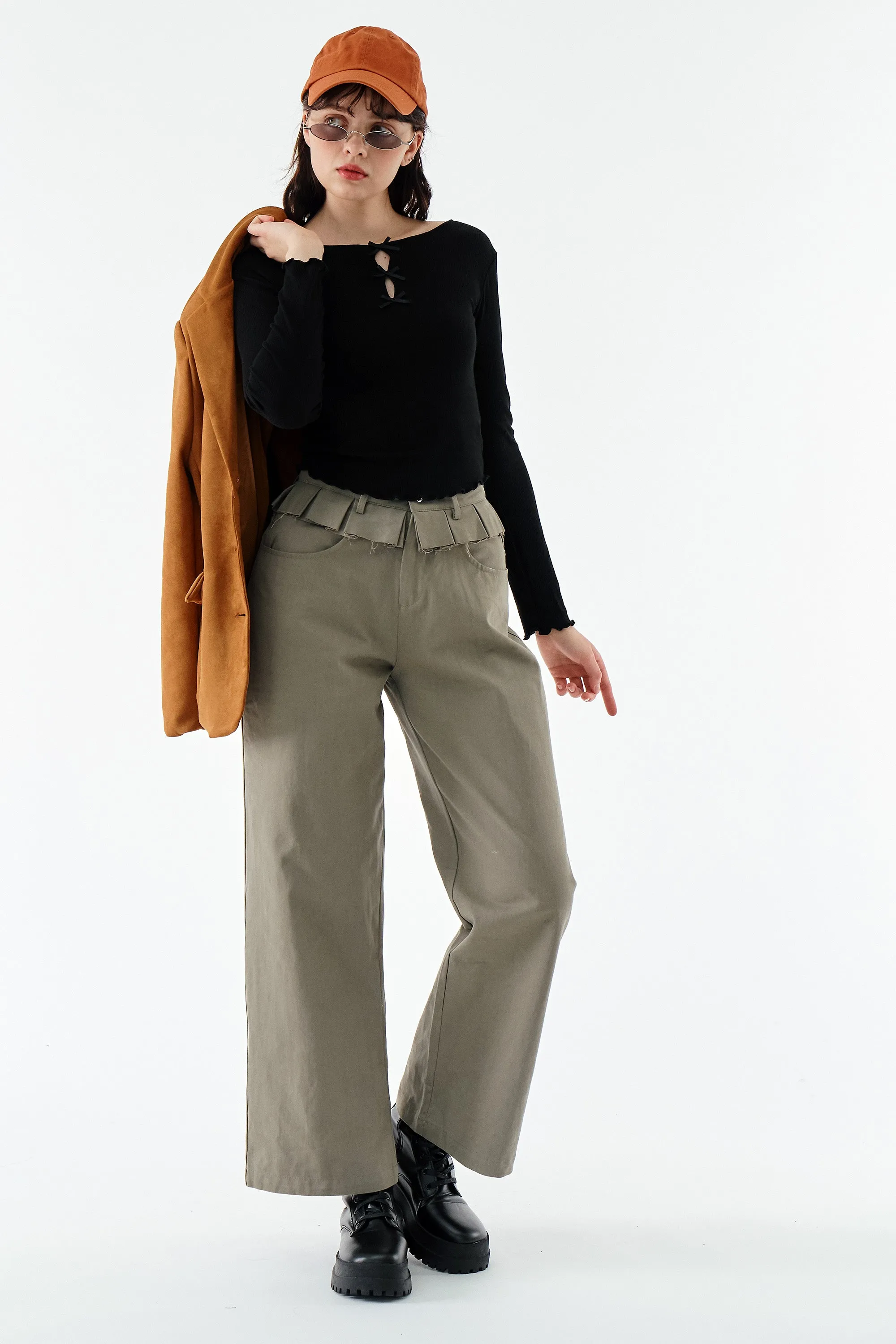 Layla Oversized Jeans w/Pleats