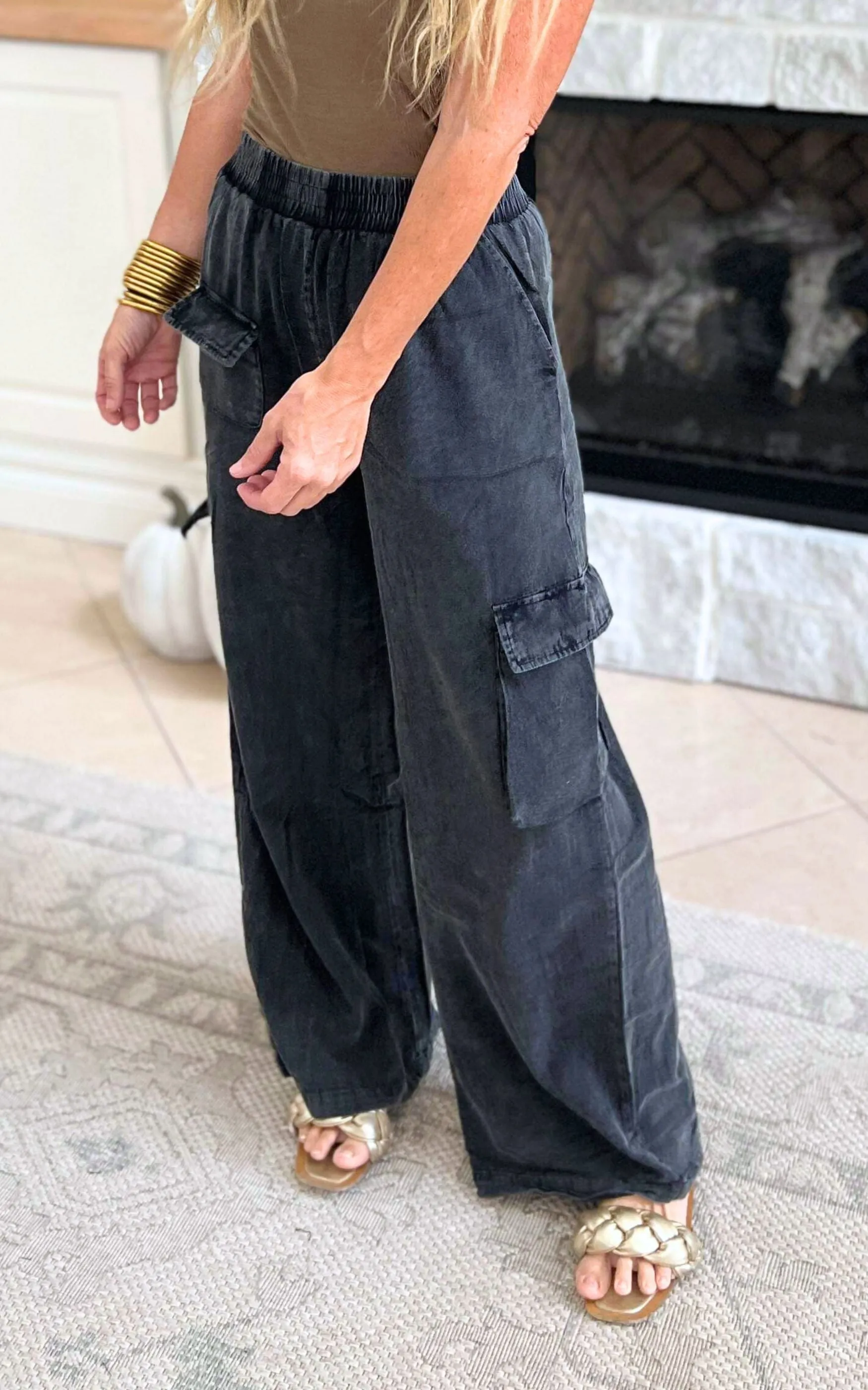 Mineral Washed Cargo Pants - Ash Black - Final Sale