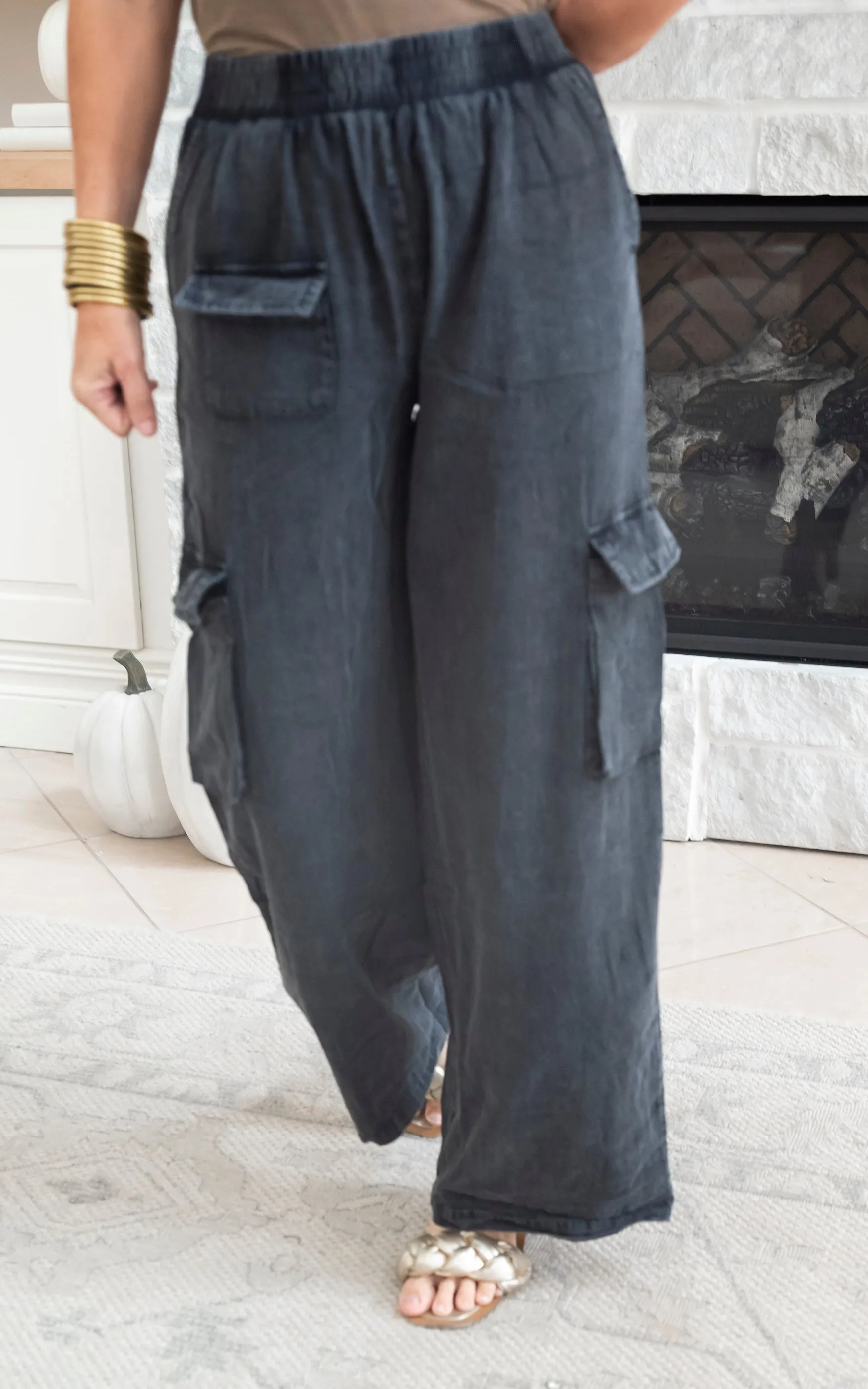 Mineral Washed Cargo Pants - Ash Black - Final Sale