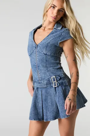 Minirobe en denim à pli et glissière avec ceinture