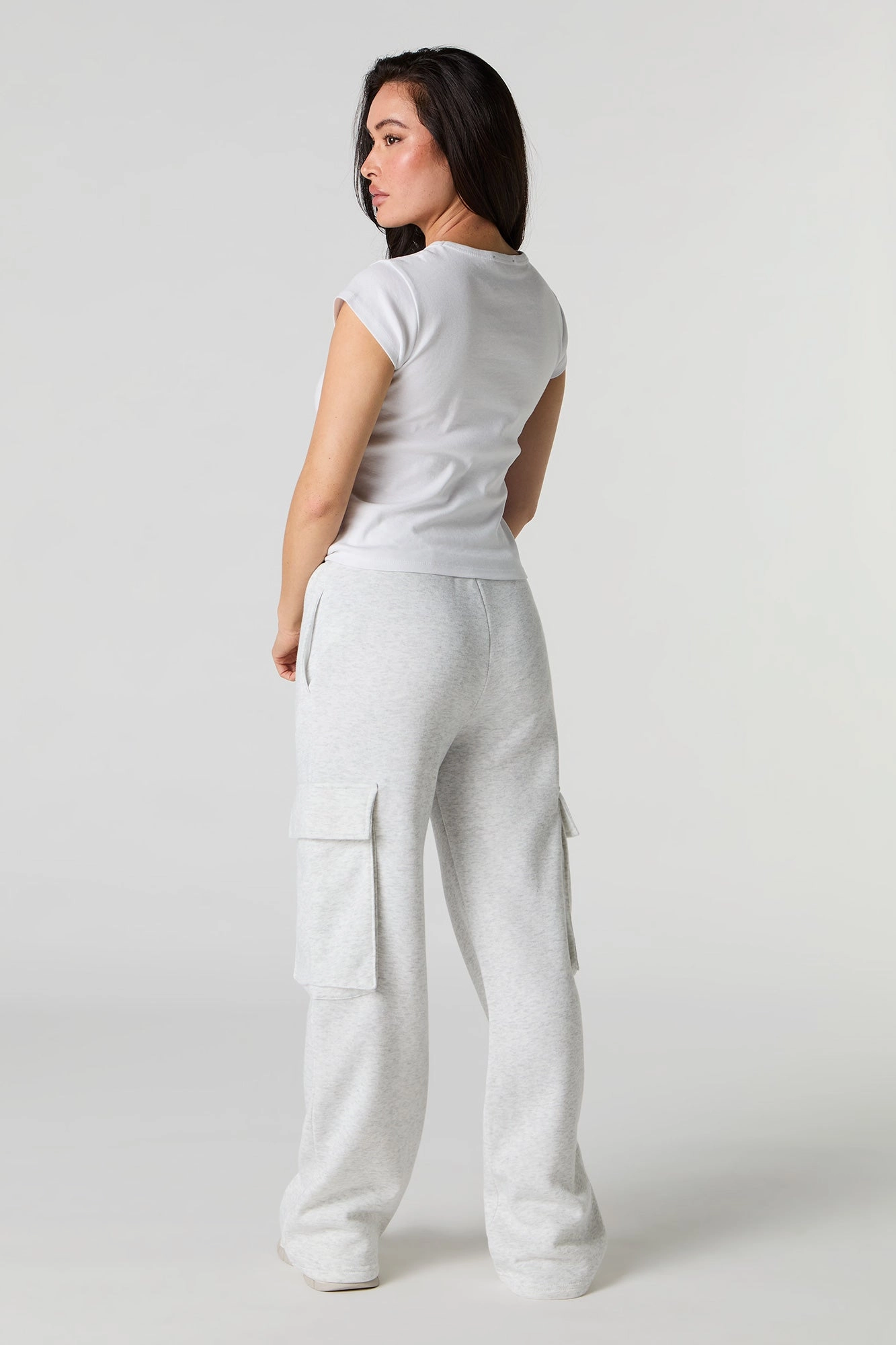 Pantalon d'entraînement cargo à jambe large en molleton