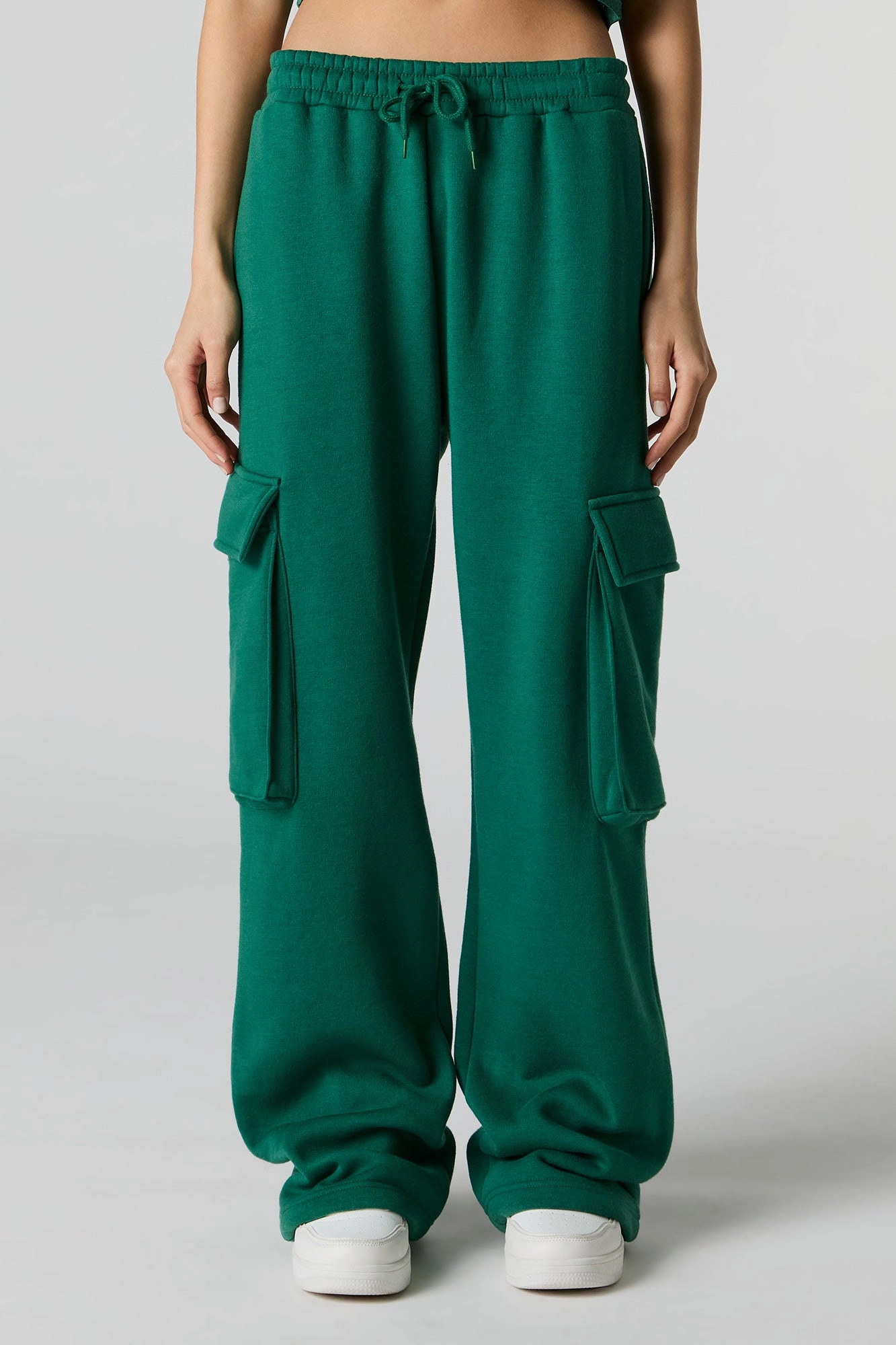 Pantalon d'entraînement cargo à jambe large en molleton