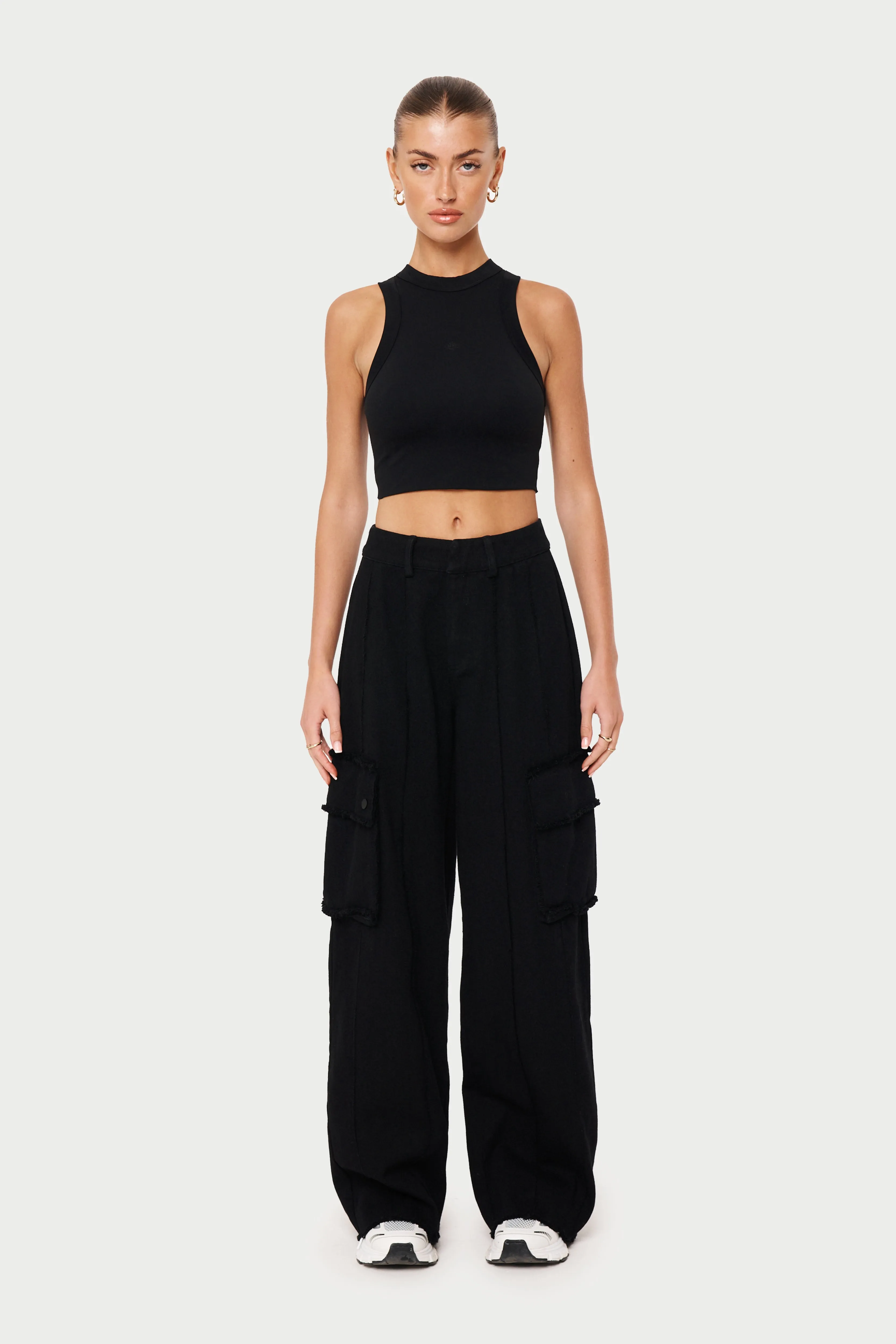 RAW SEAM DETAIL WIDE LEG CARGO - BLACK