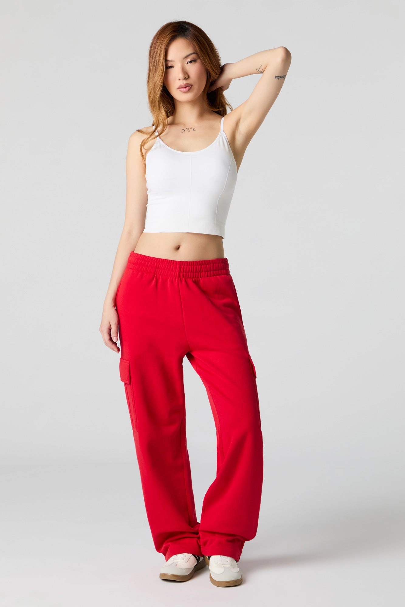 Solid Fleece Wide Leg Cargo Sweatpant