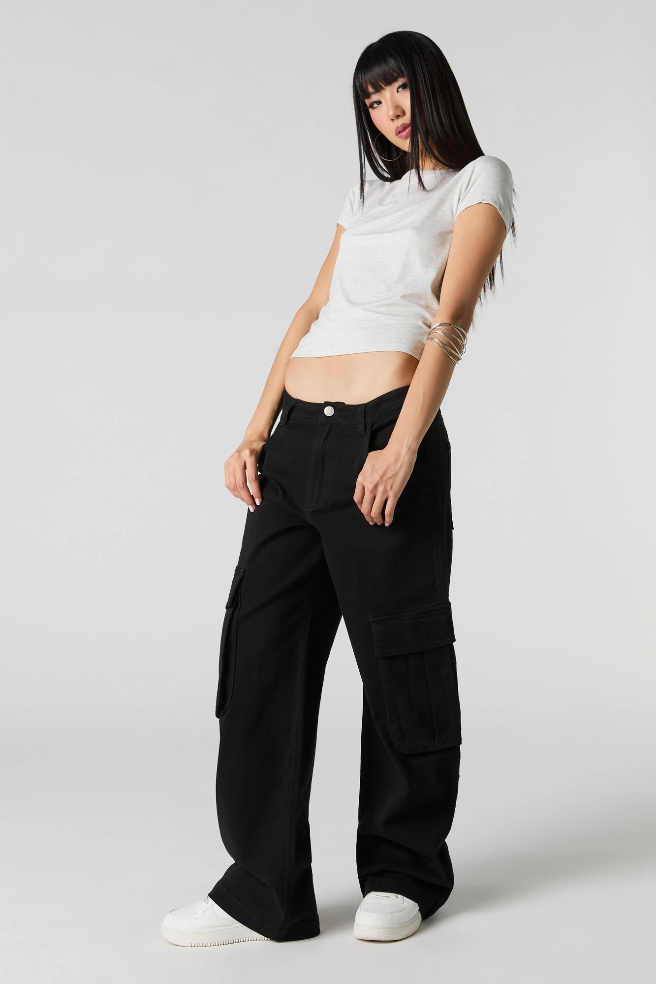 Stretch Denim Low Rise Baggy Cargo Jean