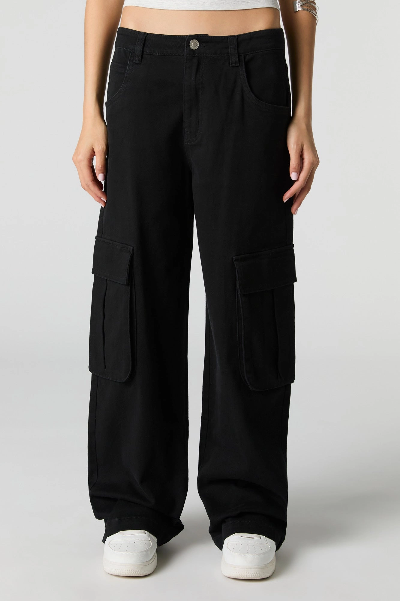Stretch Denim Low Rise Baggy Cargo Jean