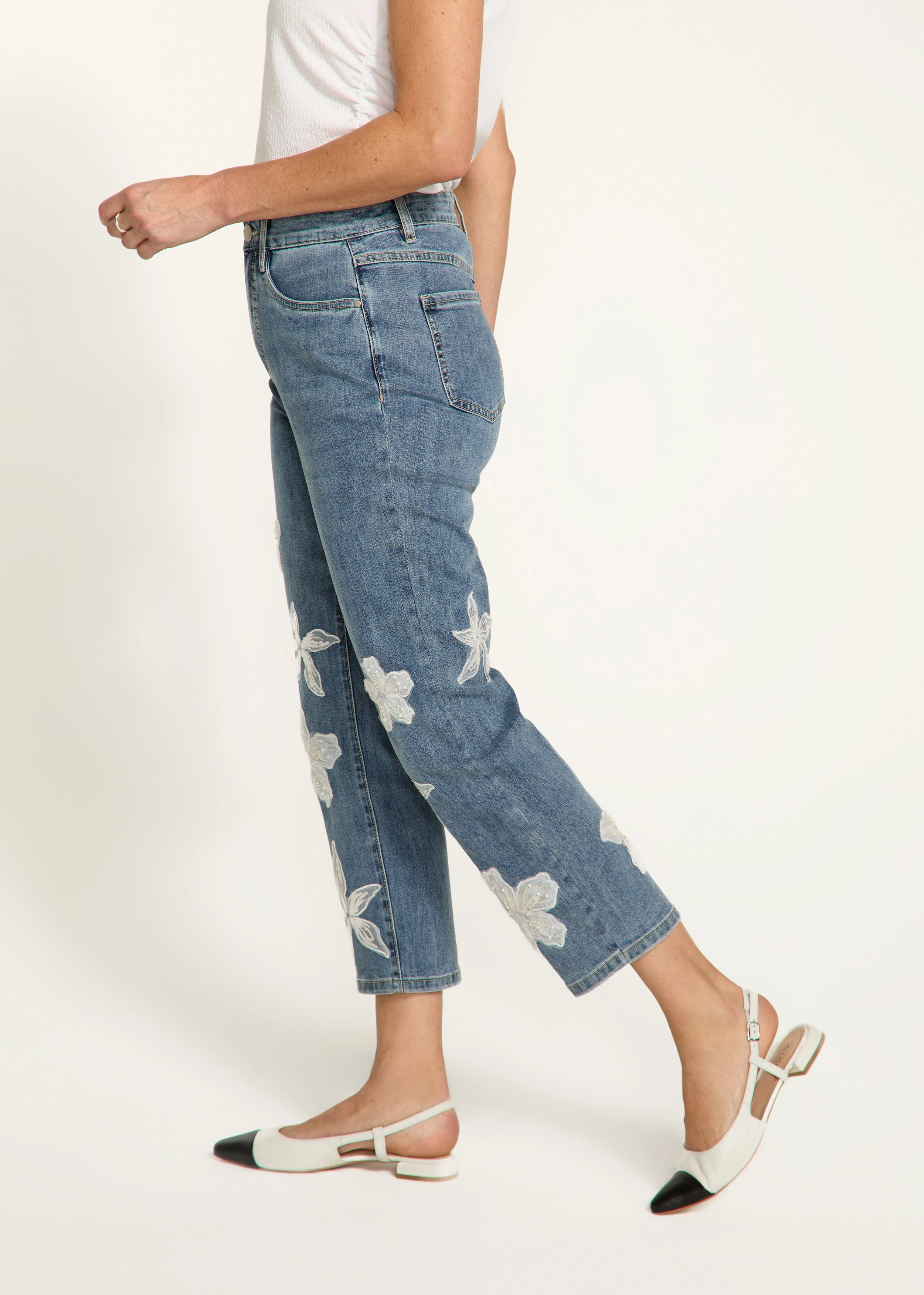 Suzanne Pencil Crop Denim, Medium Blue