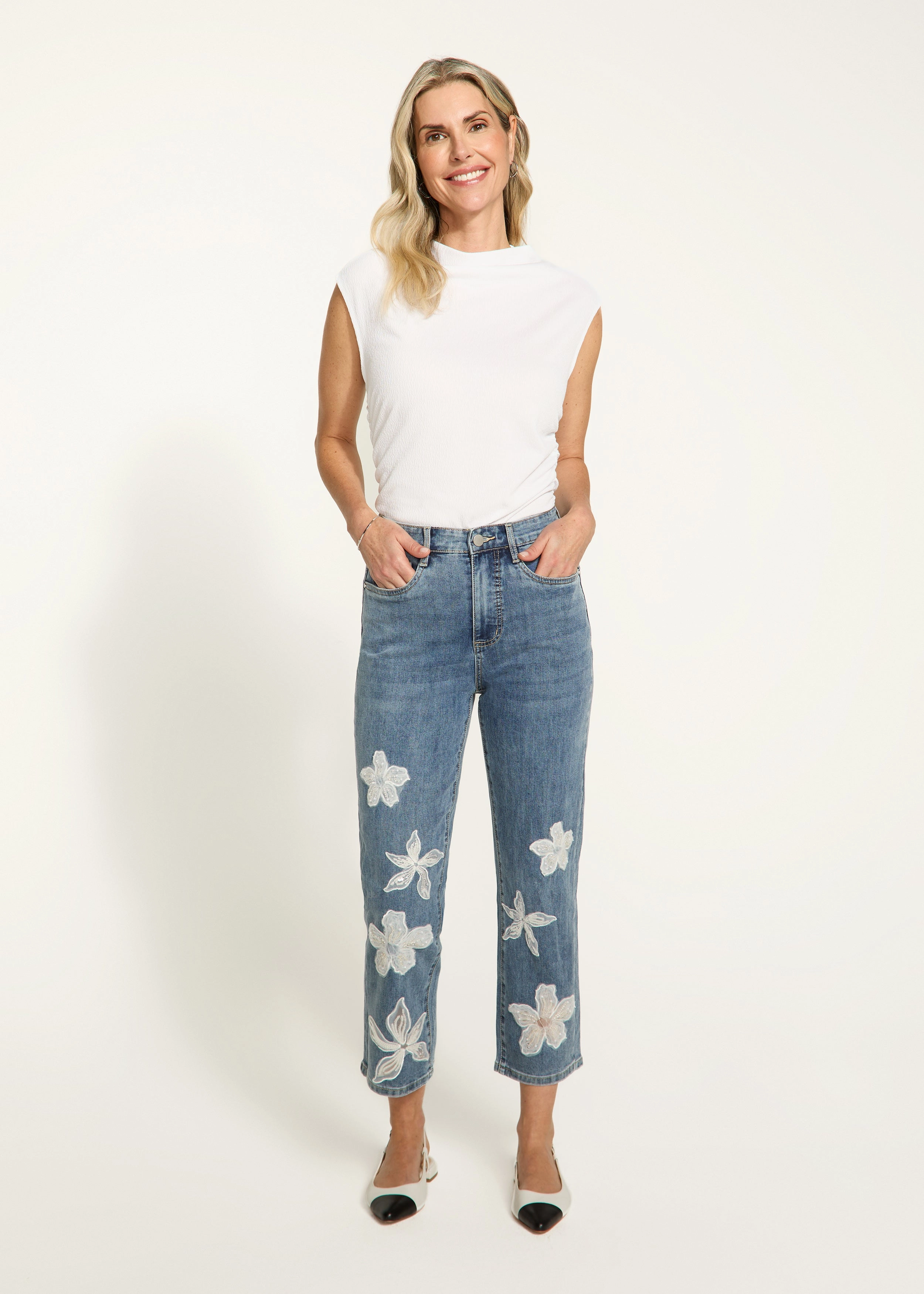 Suzanne Pencil Crop Denim, Medium Blue