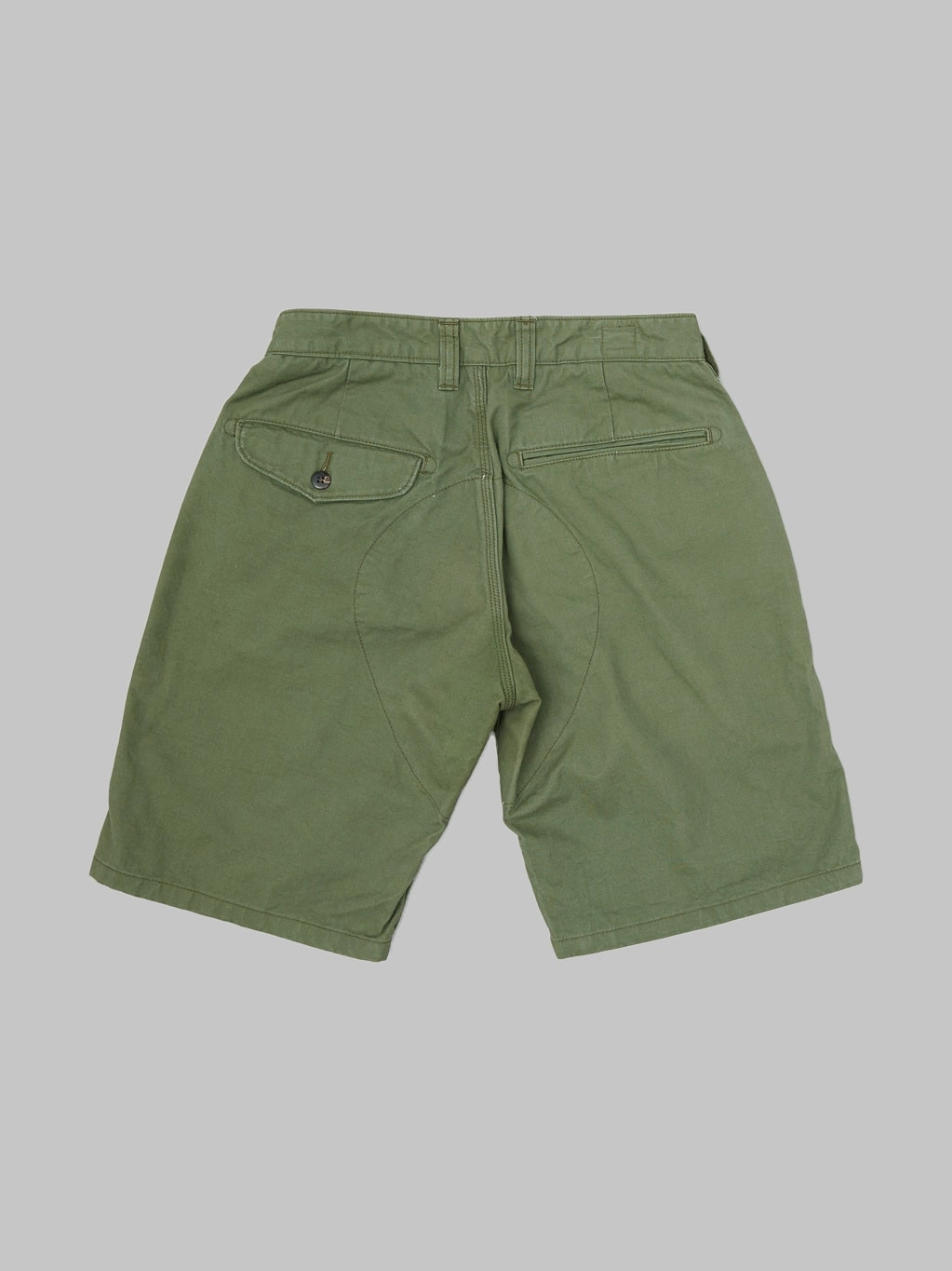 UES Duck Short Pants Olive
