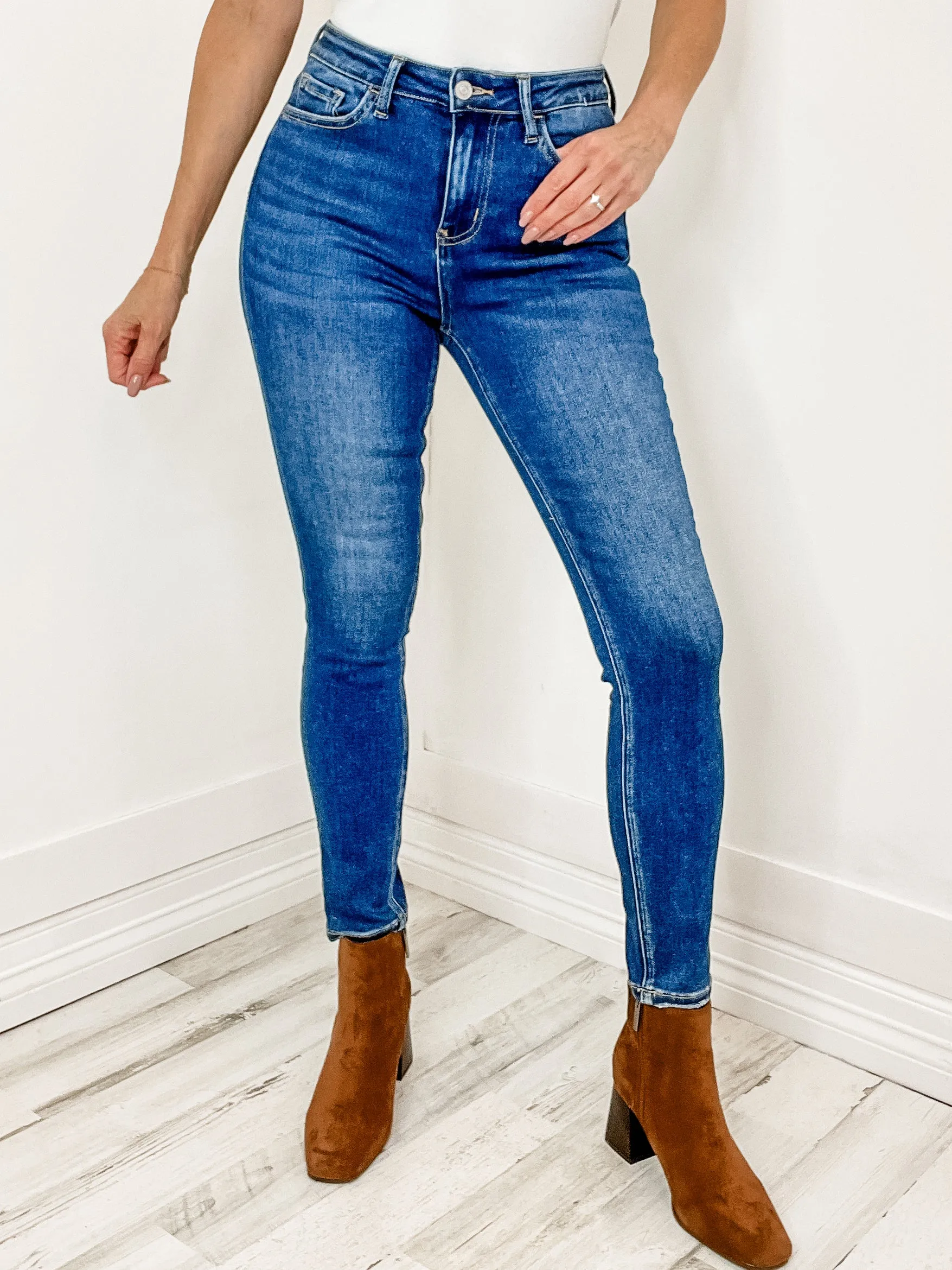 Vervet "Alyssa" High Rise Ankle Skinny Jean - No Distressing