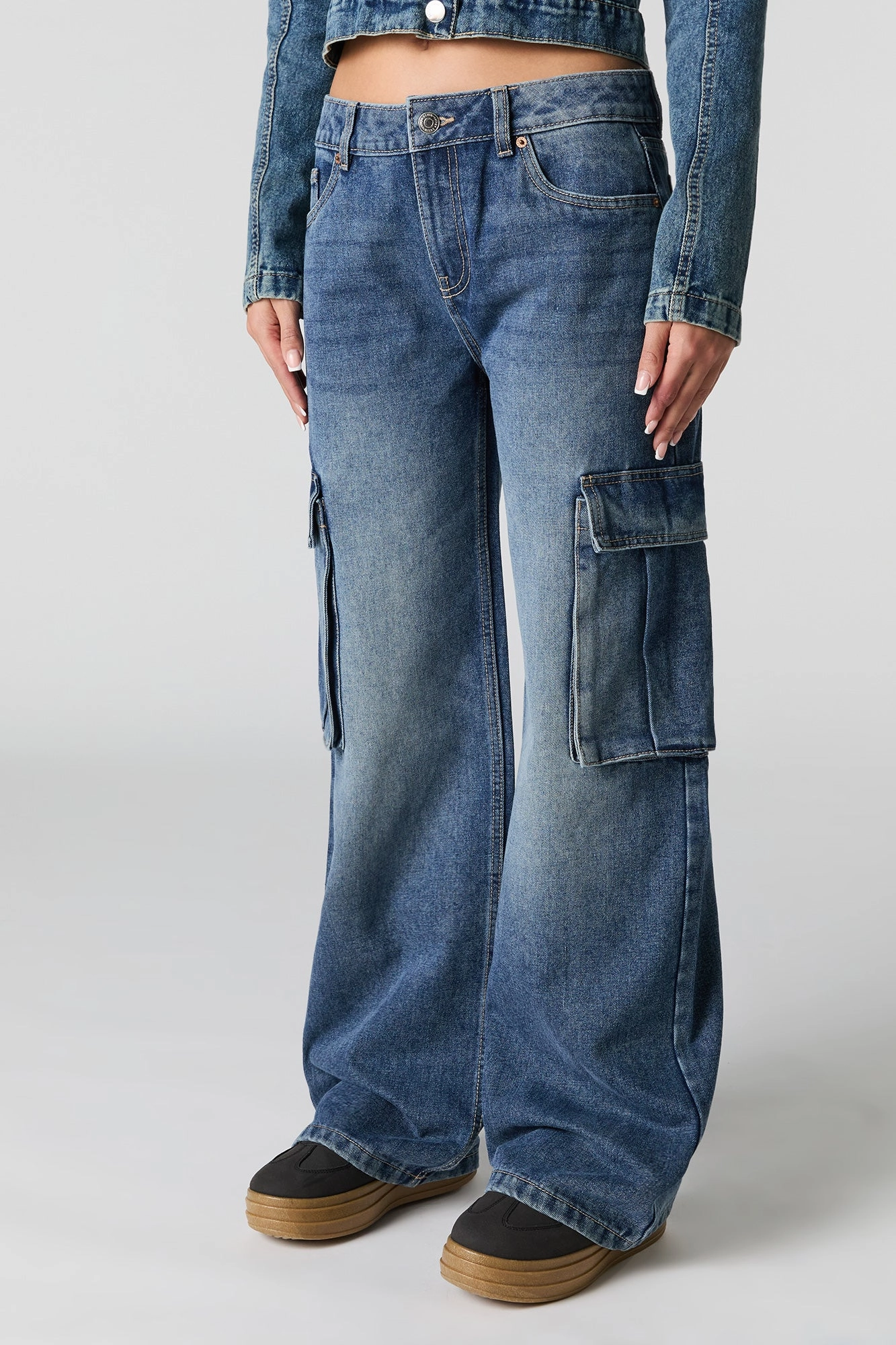 Wide Leg Cargo Jean